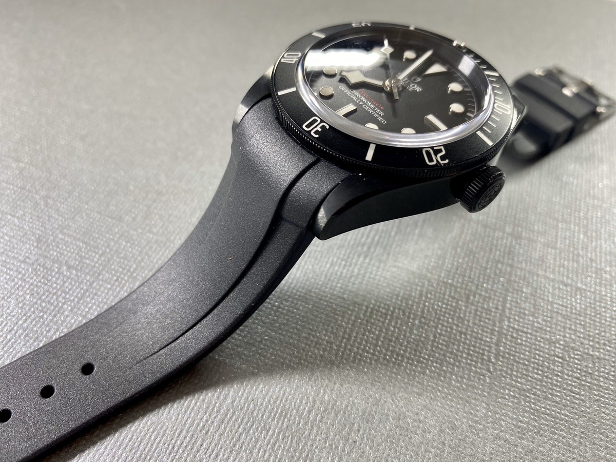 22mm BLACK Vulcanized Rubber Strap Band PERFECT FIT TUDOR