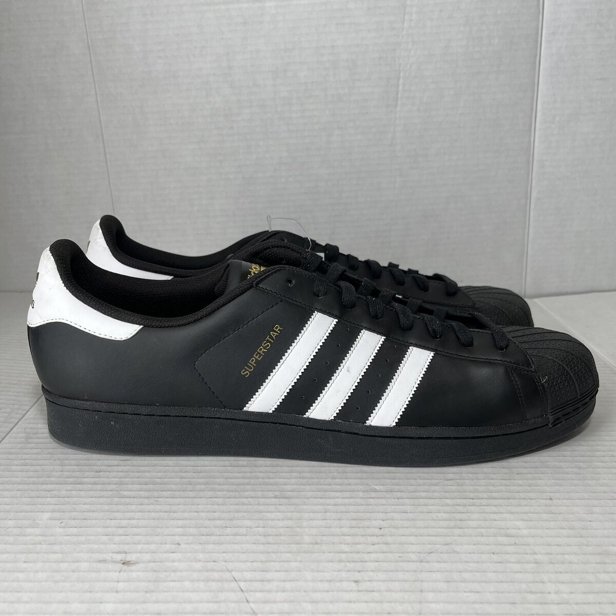 ADIDAS SUPERSTAR (B27140)  Adidas superstar, Adidas shoes superstar,  Superstars shoes