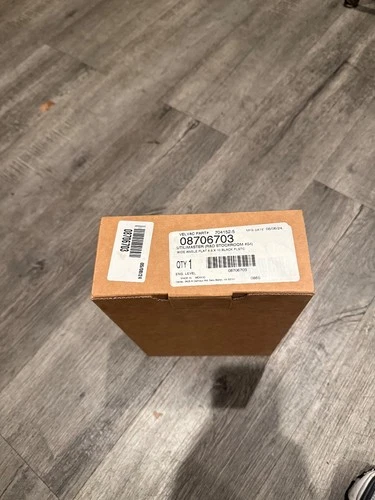 Utilimaster Mirror - Flat Black (Part #704152-5) – OEM Replacement for Walk-In V