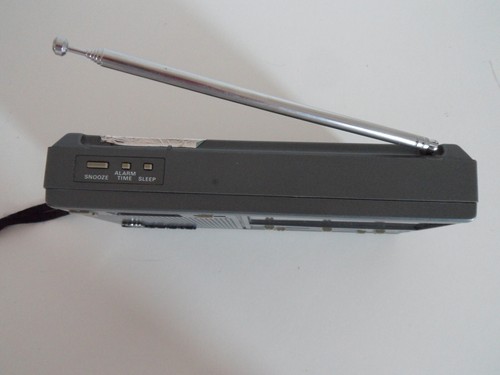 GRUNDIG YACHT BOY 215 KRÓTKOFALOWY ODBIORNIK RADIOWY...........RADIO_TRADER_IRLANDIA. - Zdjęcie 3 z 7