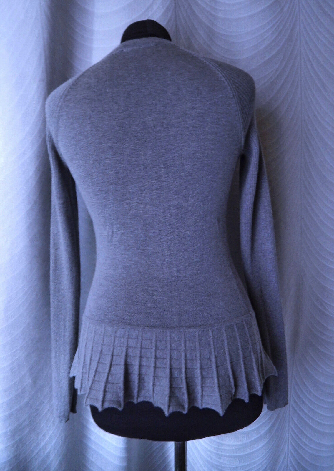 Tory Burch Grey  Jumper  Size XS Silk Cashmere - image 3