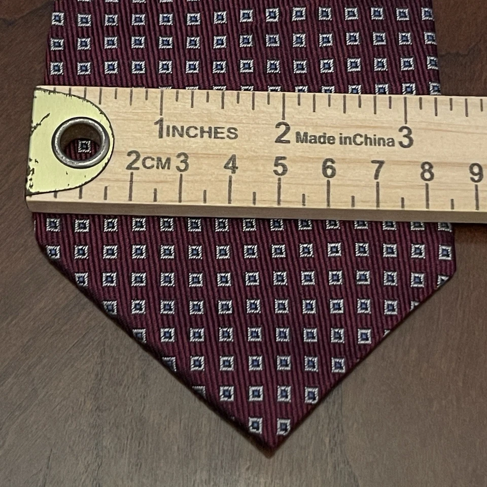 Vintage Thread needle By The Tie Bar Burgundy Silk Men’s Neck Tie Made In Italy - Image 4 of 4
