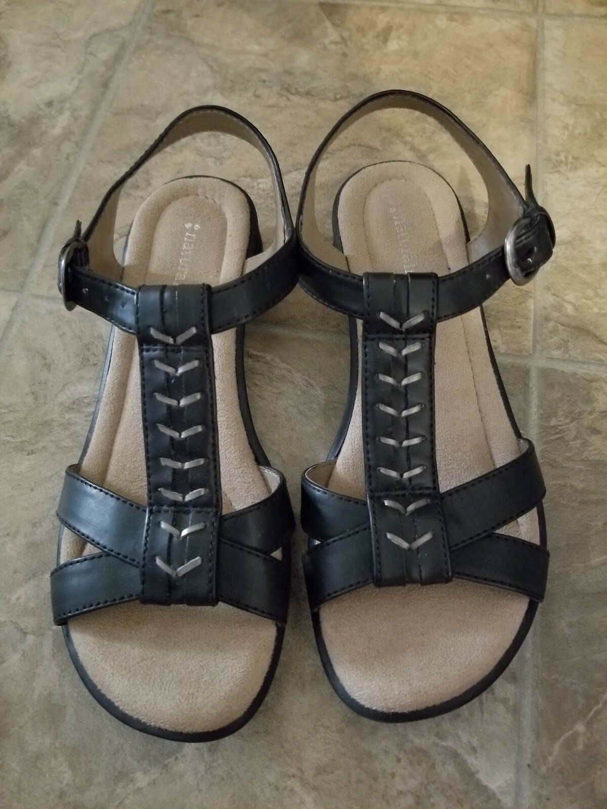 naturalizer sandals