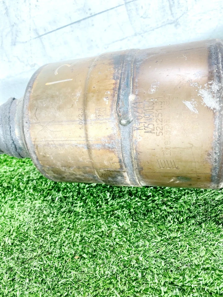 06-13 MERCEDES BENZ W251 CLASE R SISTEMA DE ESCAPE COLECTOR OEM Foto 2 de 3