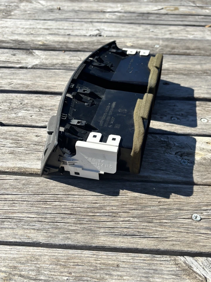 Lexus IS250 IS350 2006-2008 tablero central aire acondicionado calefacción aire ventilación moldura (OEM) Foto 2 de 4