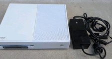 Microsoft Xbox One 500GB White Console 1540 With Cords. Un-tested