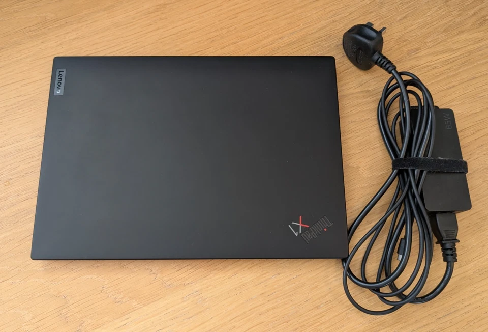 Lenovo ThinkPad X1 Carbon G9 · i7-1165G7 · 16GB · 512GB, photo 3 of 5