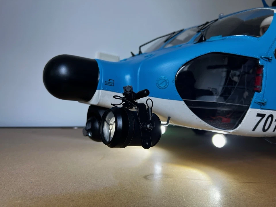 Blackhawk Sikorsky UH-60 (Modell 2,30 m Rotor) Küstenwache Taiwan - Bild 4 von 4