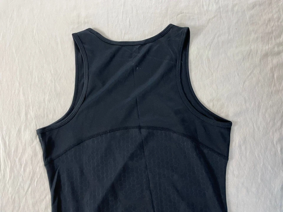 2XU Hi Fil Athletic Sleeveless Shirt, Tank Top. Black, Women's Size S. MINT! - Image 4 of 4