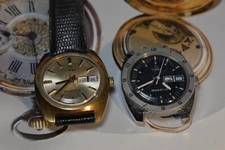 Two Vintage TIMEX Quartz Men's Watches -- 4 Repair /Parts