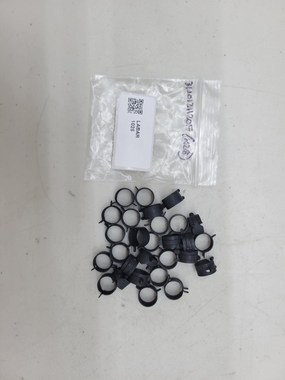 Rolls Royce & Bentley SPRING BAND CLAMP 3W0121120F 28 pcs
