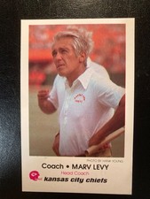 1979 KANSAS CITY CHIEFS POLICE HARDEE'S MARV LEVY ROOKIE CARD F. rookie card picture