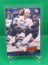 1995-96 Upper Deck Collectors Choice Daymond Langkow Young Guns Rookie Card #402. rookie card picture