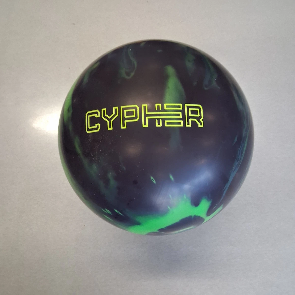 Track Cypher Solid 1st quality Bowling Ball 15 lb NEW IN BOX! #095