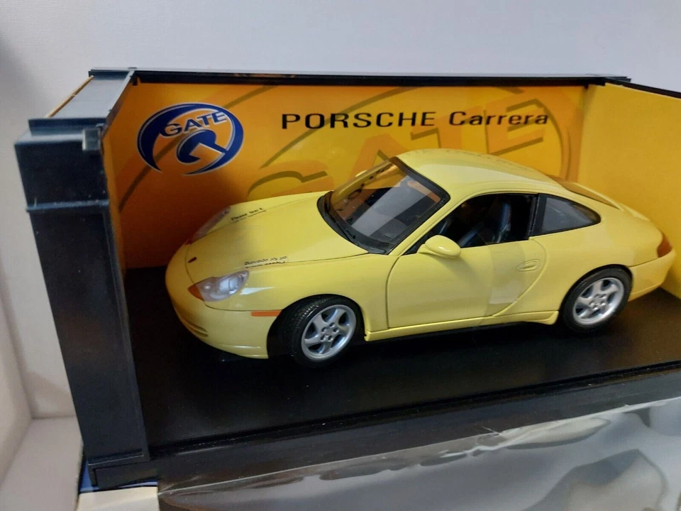 Puerta Porsche 996 cupé amarillo 1:18 en caja casi como nueva Foto 2 de 4