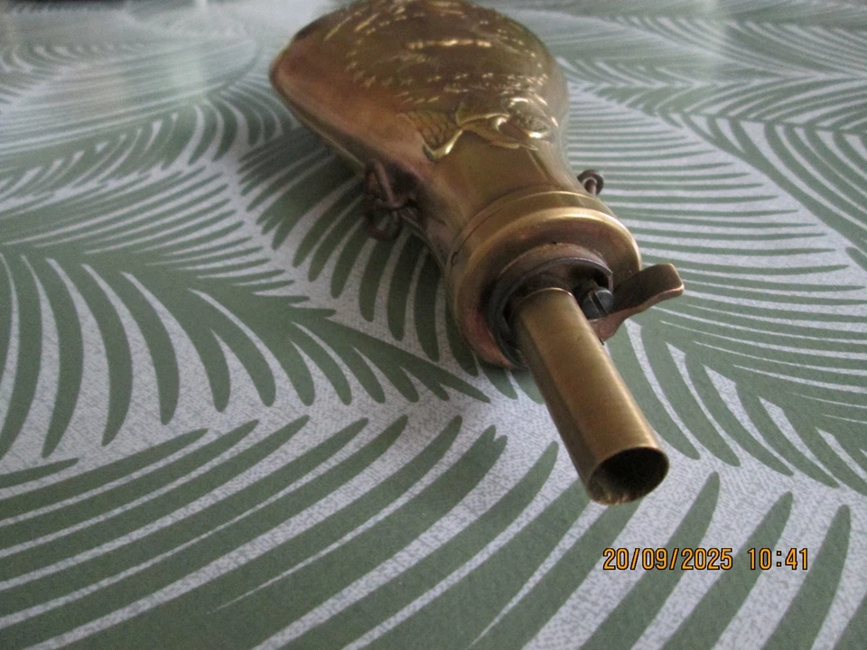 poire a poudre ancienne - Photo 3/4
