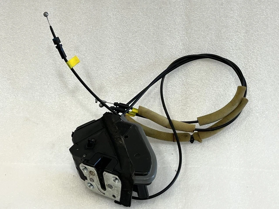 2016 2017 2018 2019 2020 NISSAN PATHFINDER RIGHT REAR DOOR LATCH LOCK ACTUATOR - Image 2 of 4