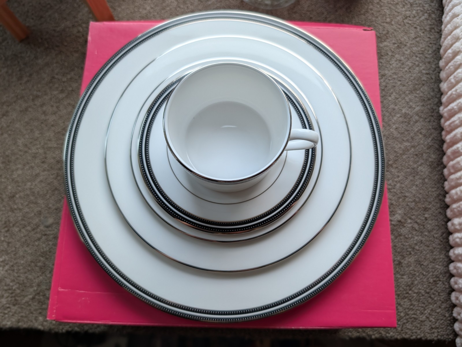 Kate Spade Lenox “Union Street” 20-Piece Dinnerware Set – 5 Piece Place Set New! thumbnail 2