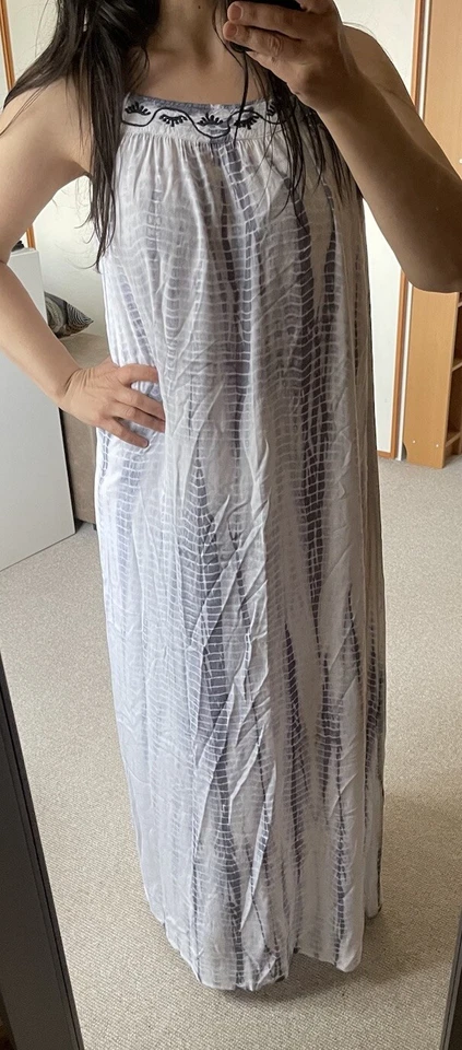 Zartes Maxikleid Cream Gr 36 Batik Weiß Grau Stickerei Strand  - Bild 3 von 4