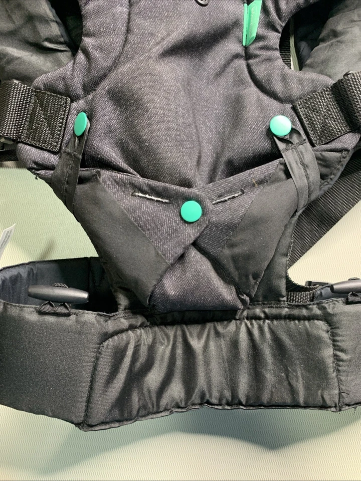 Portabebés Infantino - Portabebés/Niños Pequeños Brezo Negro y Como Nuevo Ajustable Foto 3 de 4