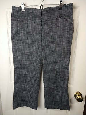 Express Editor woman 8 carpi pants Black White Striped/ Gingham Cropped