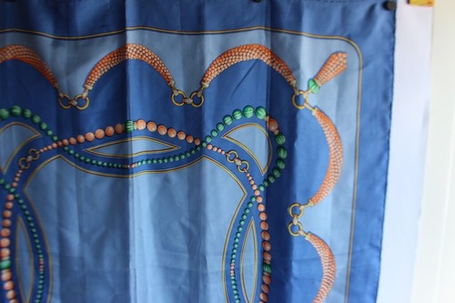 Ventes exceptionnelles CARTIER foulard en soie (38524)
