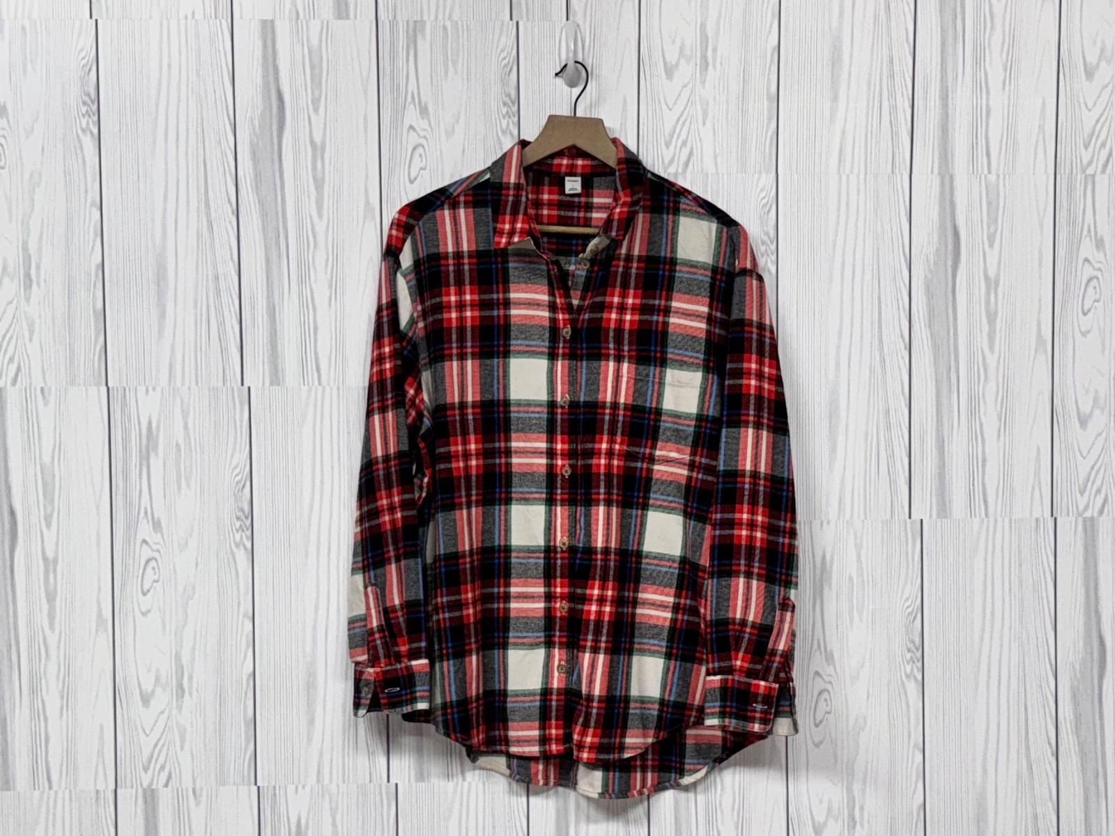 Old Navy flannel shirt womens size large button up long sleeve plaid red