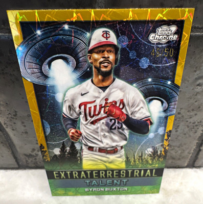 Topps 2024 Cosmic Chrome Byron Buxton Twins Extraterrestrial Talent Gold 46/50