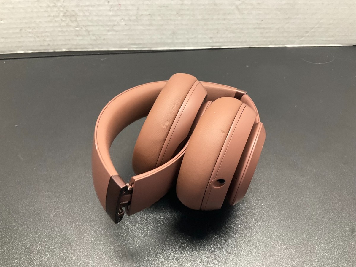 Beats - Studio Pro x Kim Kardashian - Dune - Beige | eBay