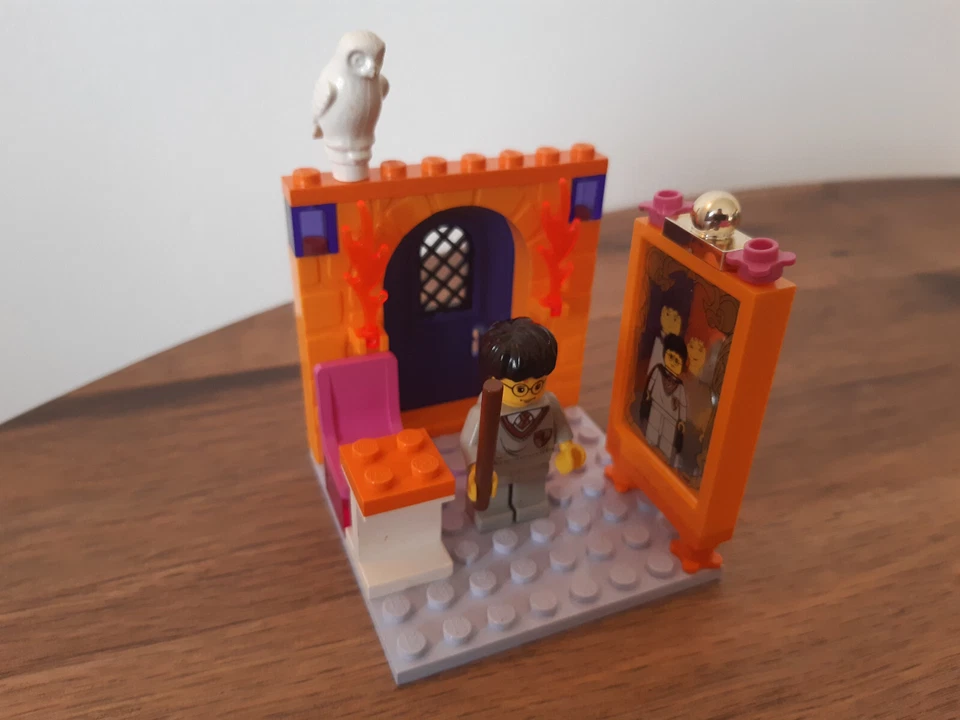 LEGO Harry Potter Hogwarts Classroom #4721 (MINIFIGURES, INSTRUCTIONS and BOX), photo 3 of 3
