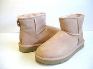 ugg classic mini 37