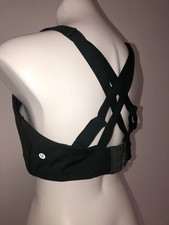 Lululemon Women  s Sport Bra Size 38 DD Excellent Condition