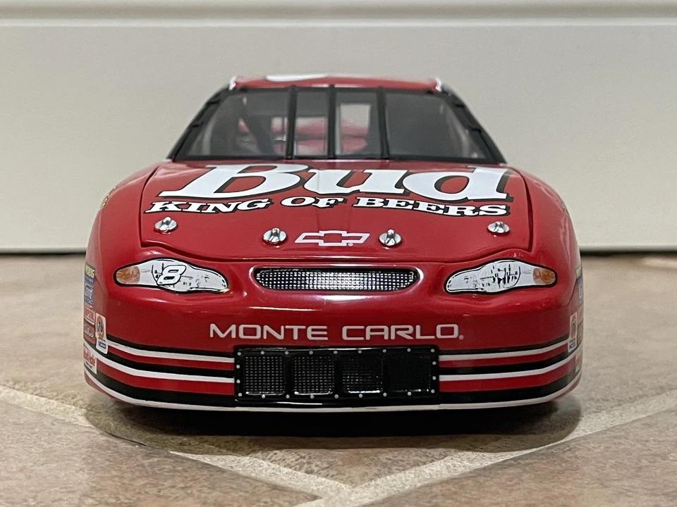 2000 Dale Earnhardt Jr Budweiser Bud Chevrolet Monte Carlo NASCAR Action 1/18 - Image 4 of 4