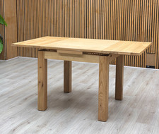 Furniture Village 'Augusta' Small Draw Leaf Extending Dining Table Oak 90-145cm