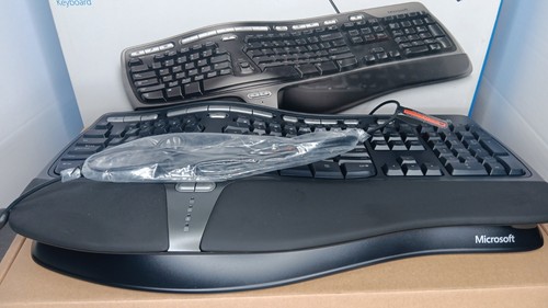 Microsoft Natural Ergonomic 4000 Model 1048 USB Wired Keyboard New Opened Box - 第 8/10 張圖片