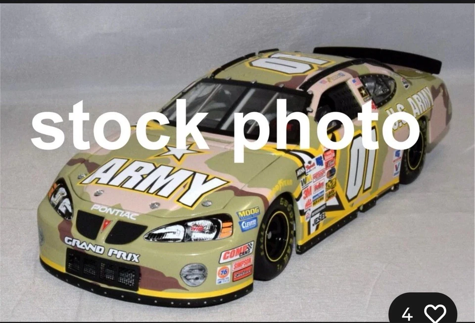 2003 Jerry Nadeau US ARMY Camo Pontiac 1/24 Team Caliber Owner’s Series Nascar - Image 2 of 4