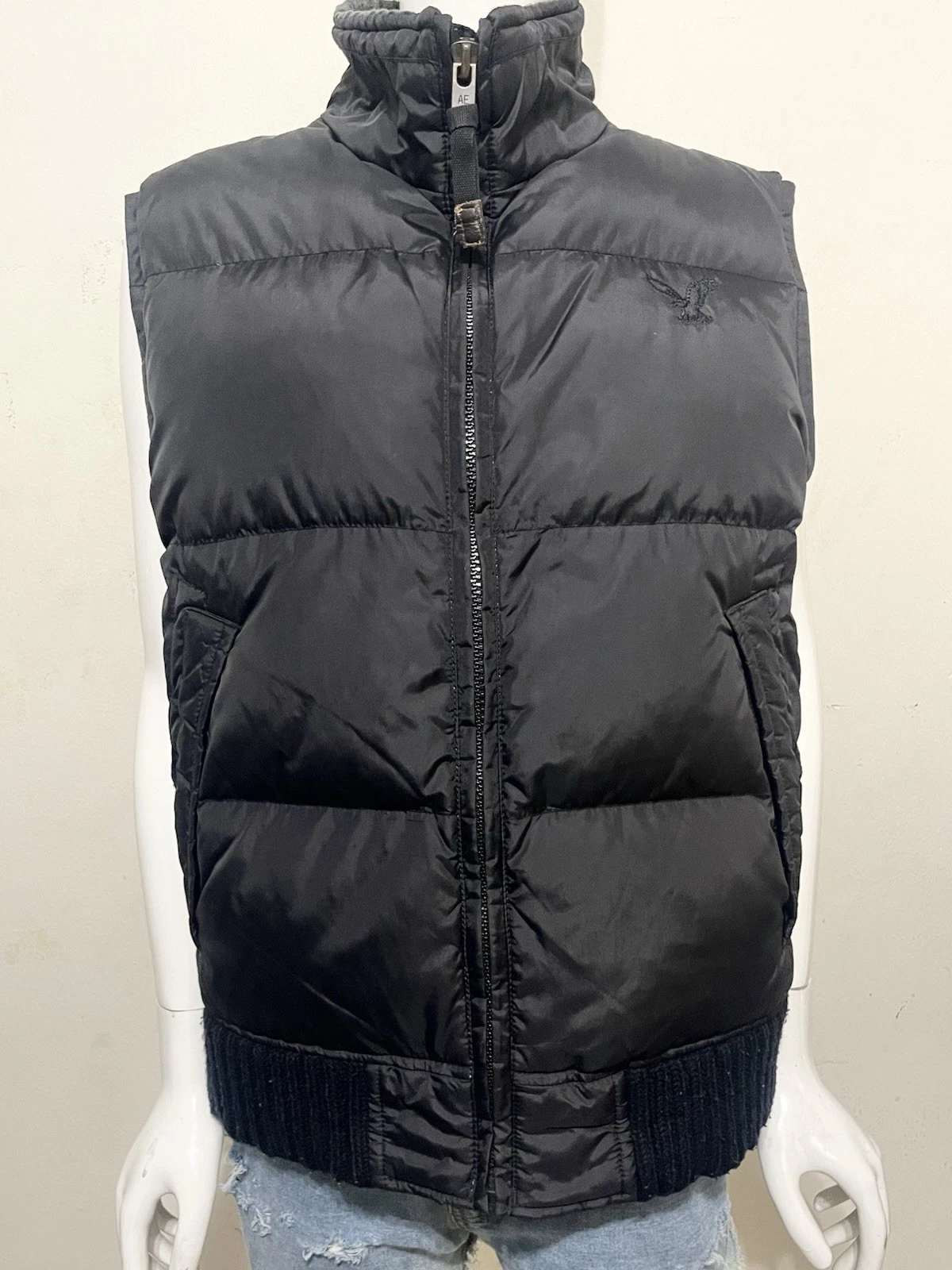 American Eagle Outfitters Down Filled Puffer Vest Men's M Black Full Zip