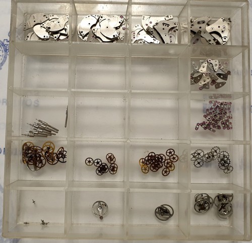 Strumento per la rimozione del cacciave dei tubi della corona e dei pulsanti per l'orologio Ro lex Tu dor Carl F.Bucherer 1511 Strumento per la rimozione del cacciave dei tubi della corona e dei pulsanti per l'orologio Ro lex Tu dor Carl F.Bucherer 1511