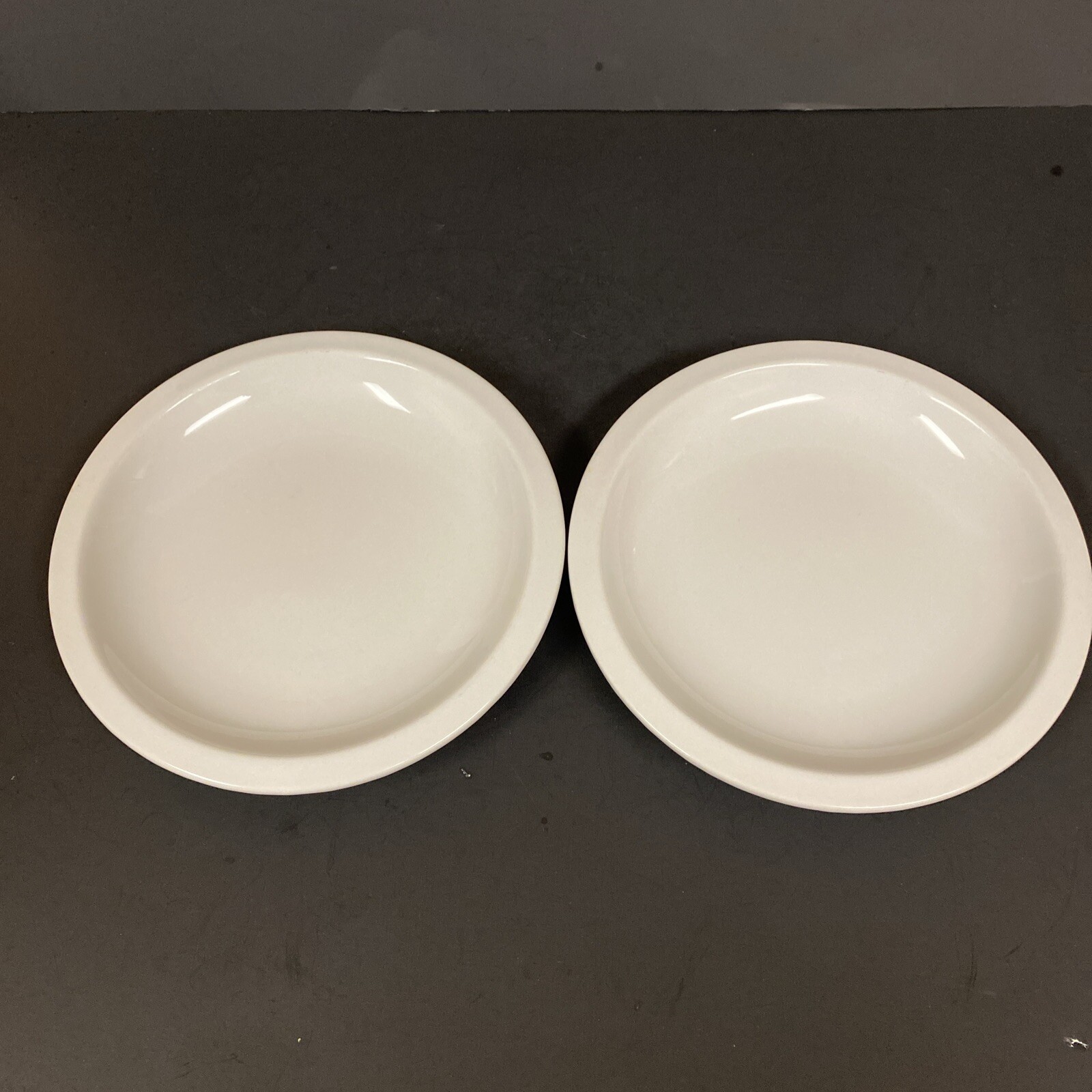 Williams-Sonoma Essential White 7-3/4” Heavy Salad Dessert Plates - Set of 2