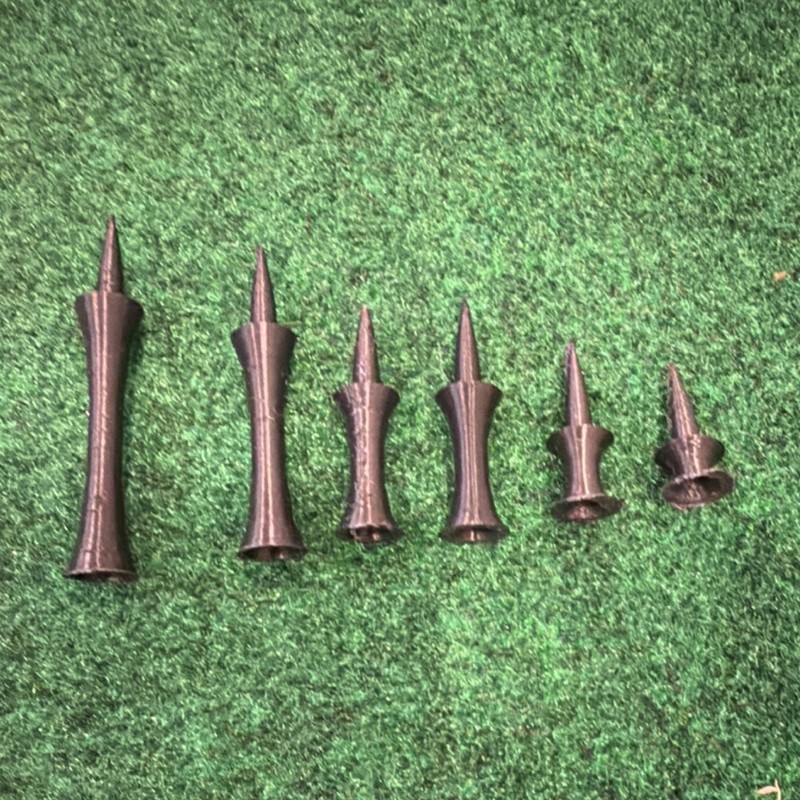 Black Plastic Golf Tees Set