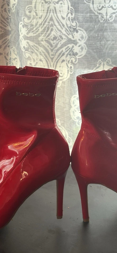  Botines de aguja de charol sintético Bebe rojos usados una vez talla 8 1/2 Foto 4 de 4