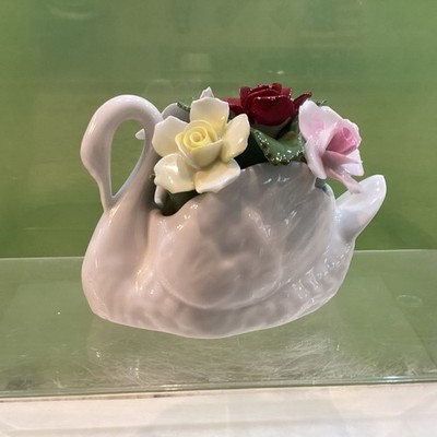 Aynsley Hand Modelled & Painted Fine Bone China Swan Flower Basket  England NICE