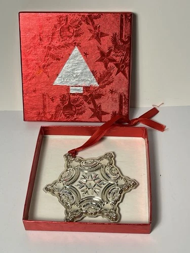 Wallace Grande Baroque Sterling Silver Snowflake 2001 - W515235