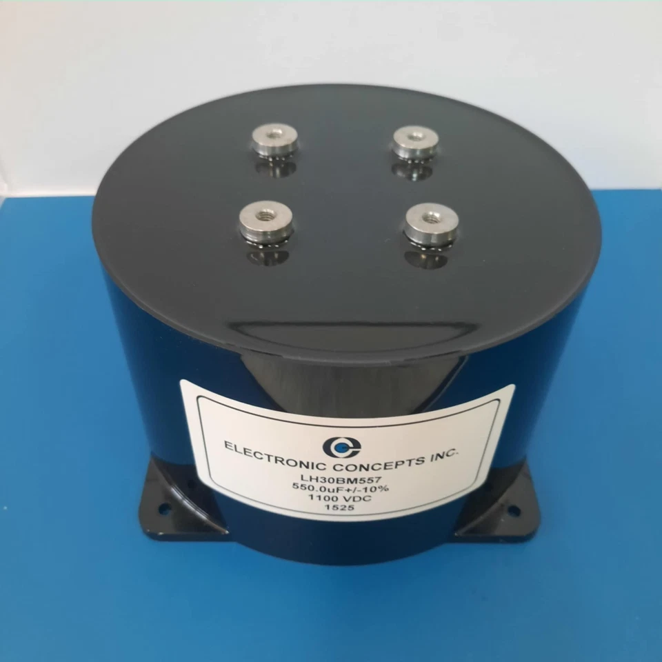 Condensador de película Electronic Concepts LH30BM557 550 μF ±10% 1100 VDC montaje no lítico Foto 2 de 3