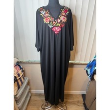 Joan Rivers Black Flowers Embroidered V-Neck Maxi Dress Mumu Size Woman 2X
