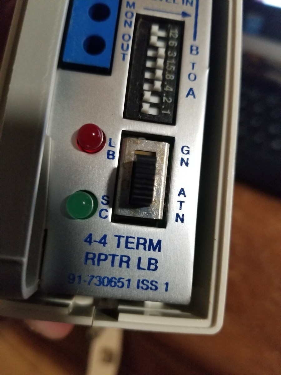 Carte Télécom Rockwell Wescom 7306-51 (répéteur Loopback, 4-4 Term, Occasion)