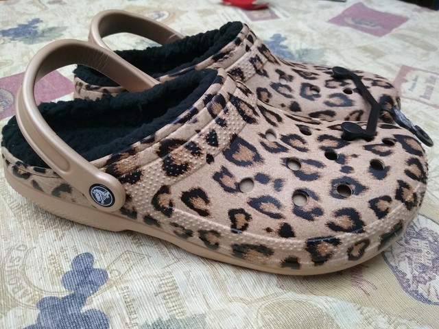 crocs leopard print clog