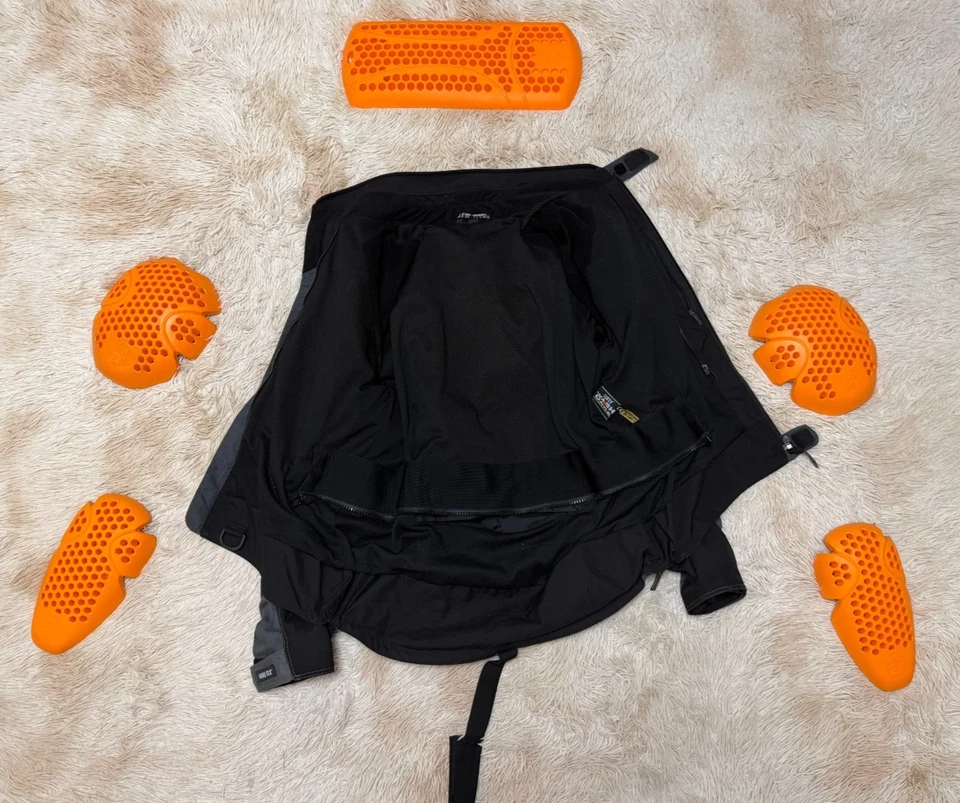Мотоциклетная куртка Rukka Gre-Tex Cordura размер 50 - Изображение 2 из 4