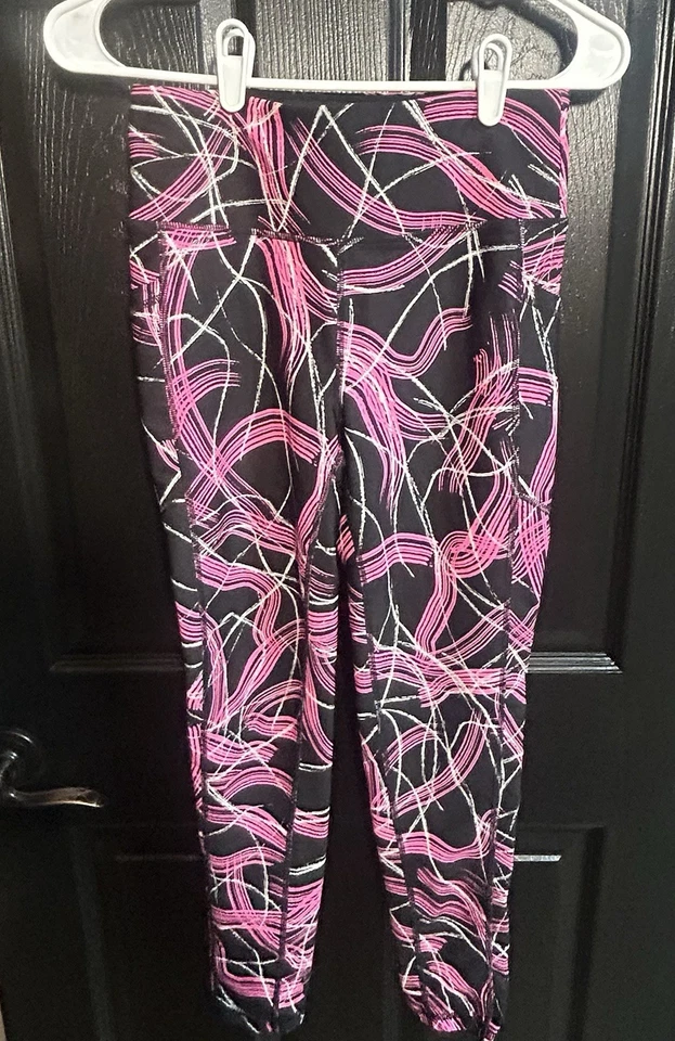 DKNY Pink And  Black Abstract Pattern Leggings - Image 2 of 3