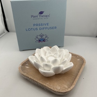 Plant Therapy Essential Oils Passive Lotus Diffuser  NEW In Box.